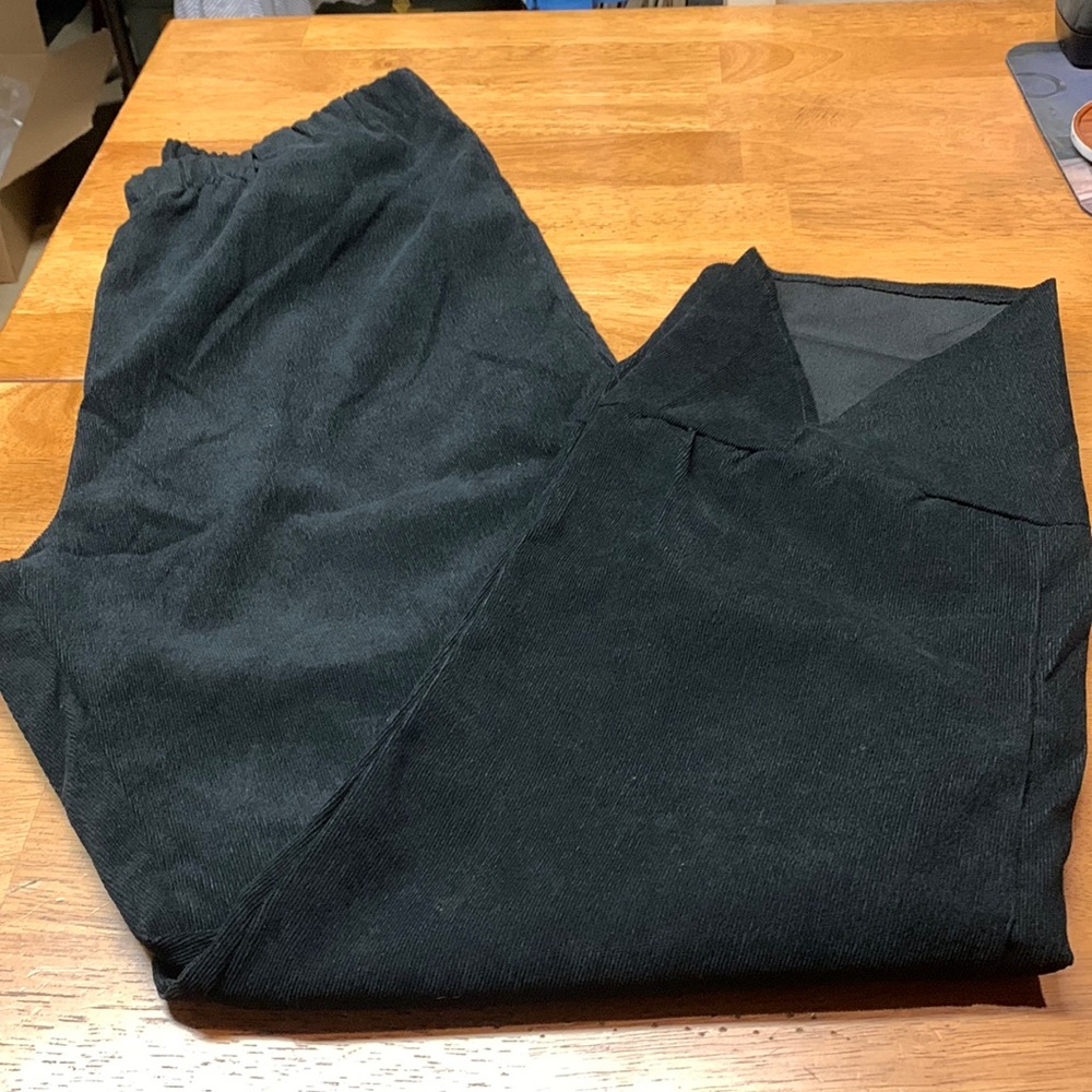 Women's Black Straight Leg Pants